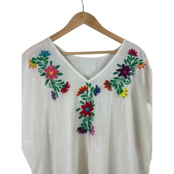 Vintage Mexican Embroidered Poncho Top - Picture 1 of 3